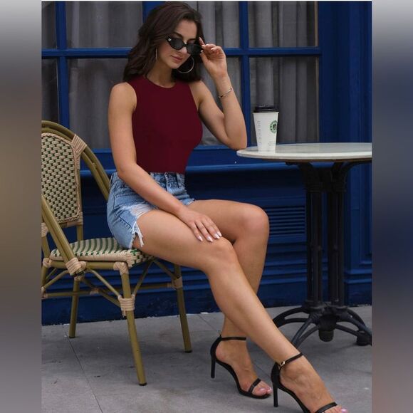 Sleeveless Crew Neck Tank Top Bodysuit Small Burgundy (57) - Picture 5 of 7